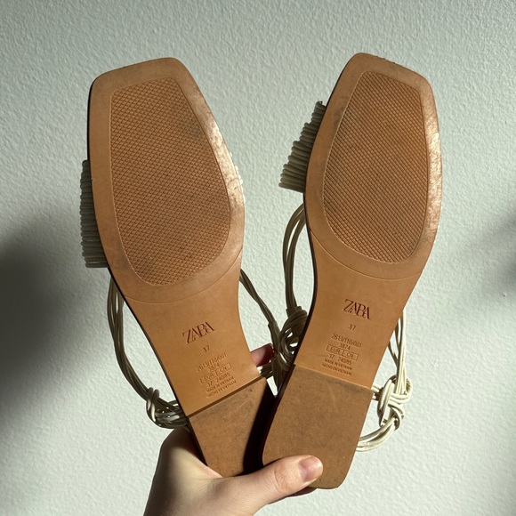 Zara Cream Woven Sandals - Picture 2 of 3